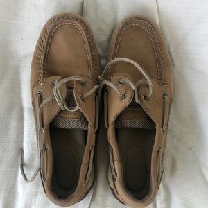 Sperry boat shoes